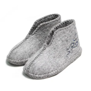 Chaussons en feutre hauts