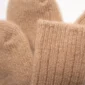 kameelhaar-kindersokken-beige-ongeverfd-mongolian-magic-materiaal
